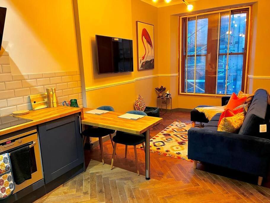 Stunning 1 Bed Apt In West End 格拉斯哥 外观 照片